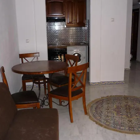 Апартаменты Apartamento Las Atalayas 3 Торевьиа