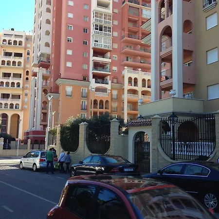 Апартаменты Apartamento Las Atalayas 3 Торевьиа